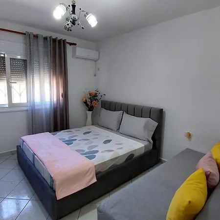 In For Daily Rent Apartment *